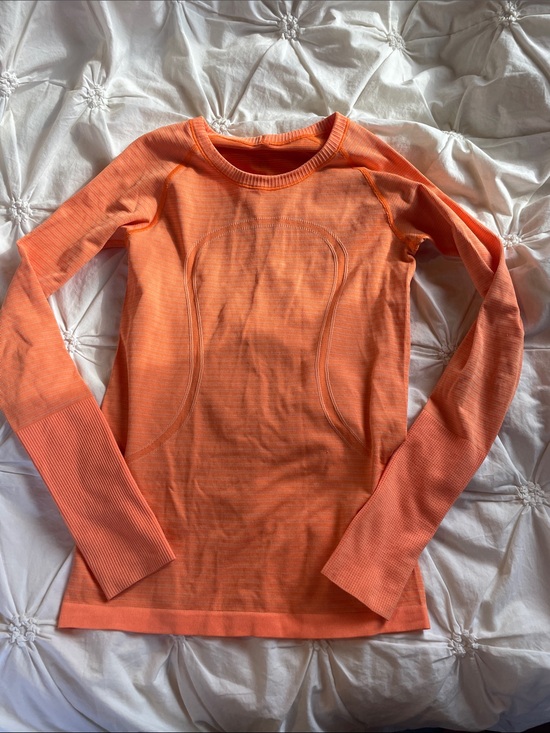 lululemon athletica Tops - Women’s Long Sleeve Seamless Lulu Top - Orange 🍊🧡